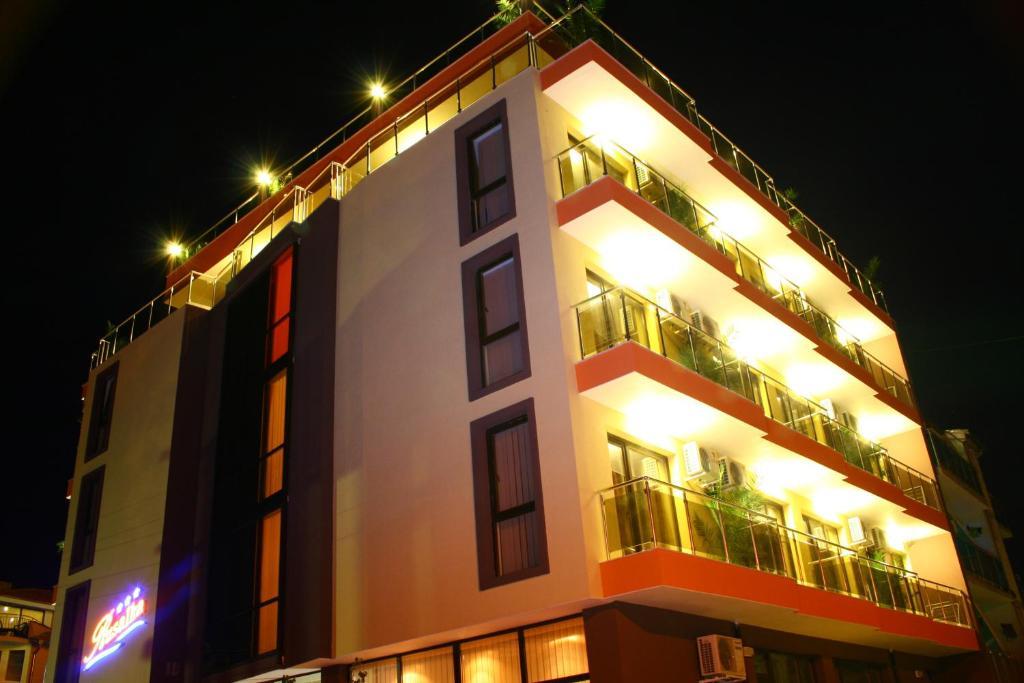 كيتن Hotel Rusalka المظهر الخارجي الصورة